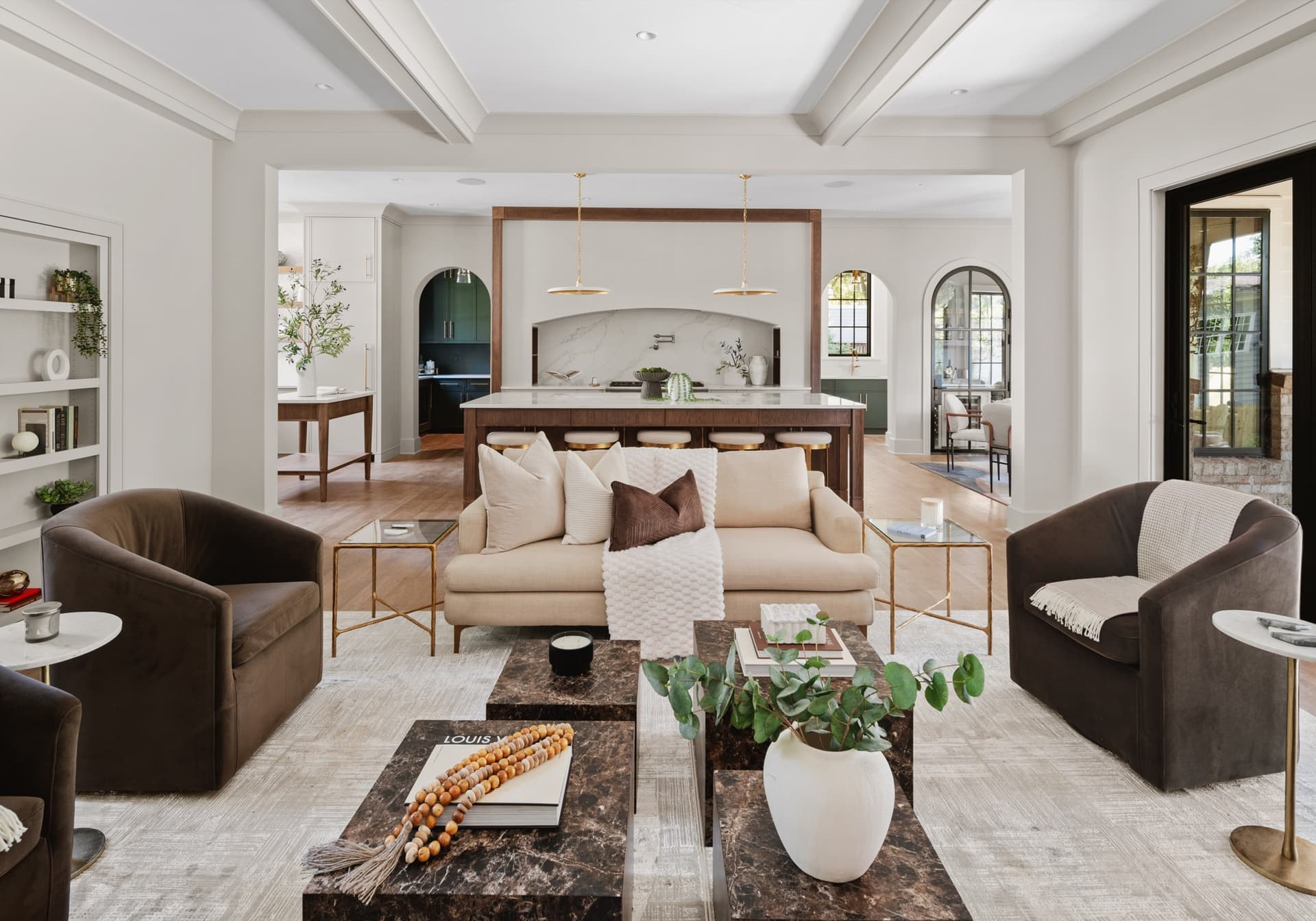 Interior living space, Windemere Lane